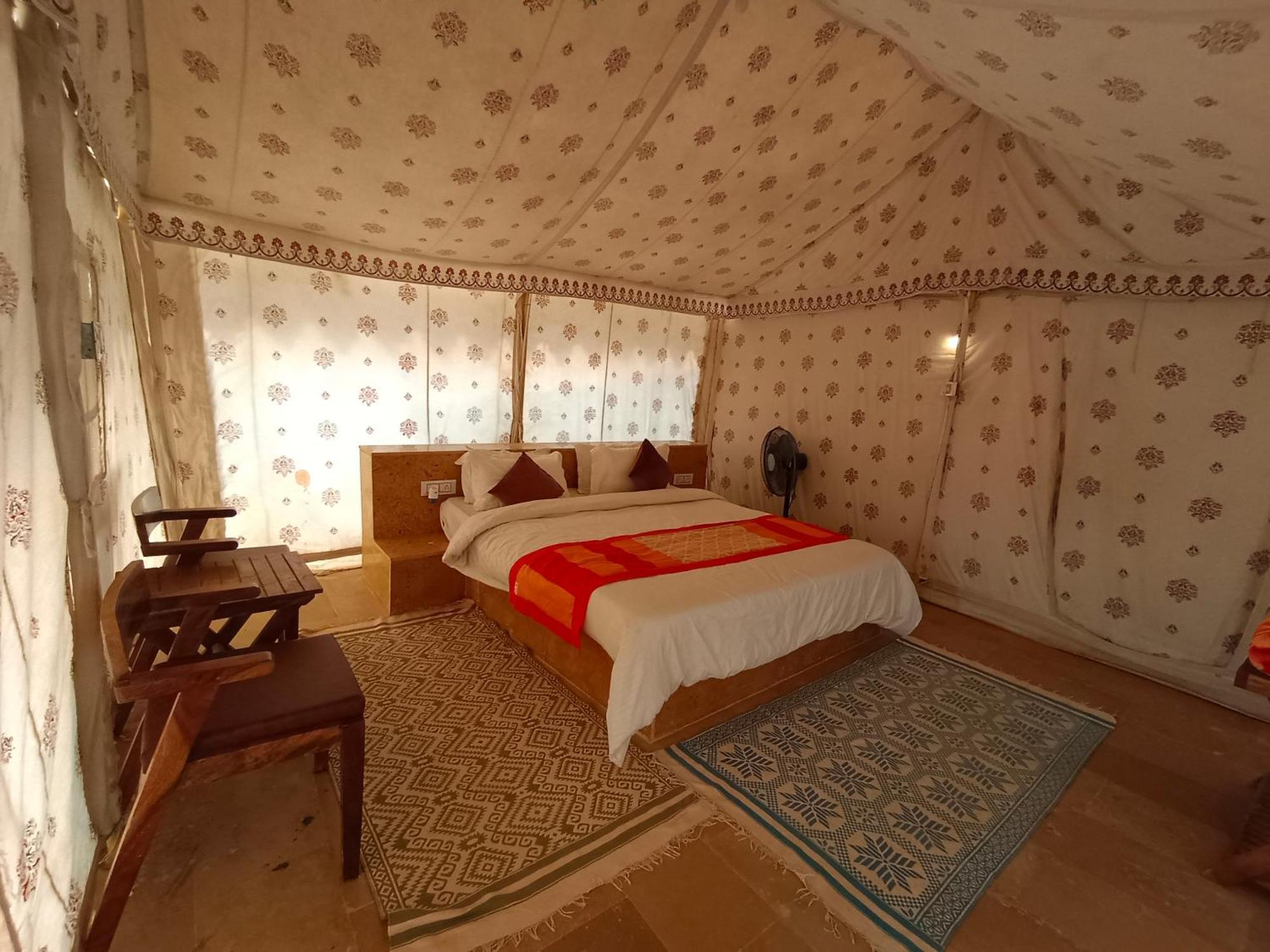 Night Stay Camp Джайсалмер Екстериор снимка