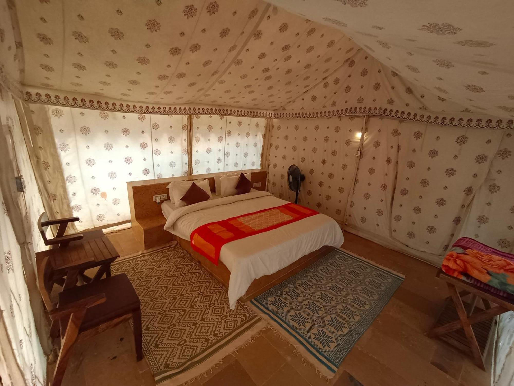 Night Stay Camp Джайсалмер Екстериор снимка