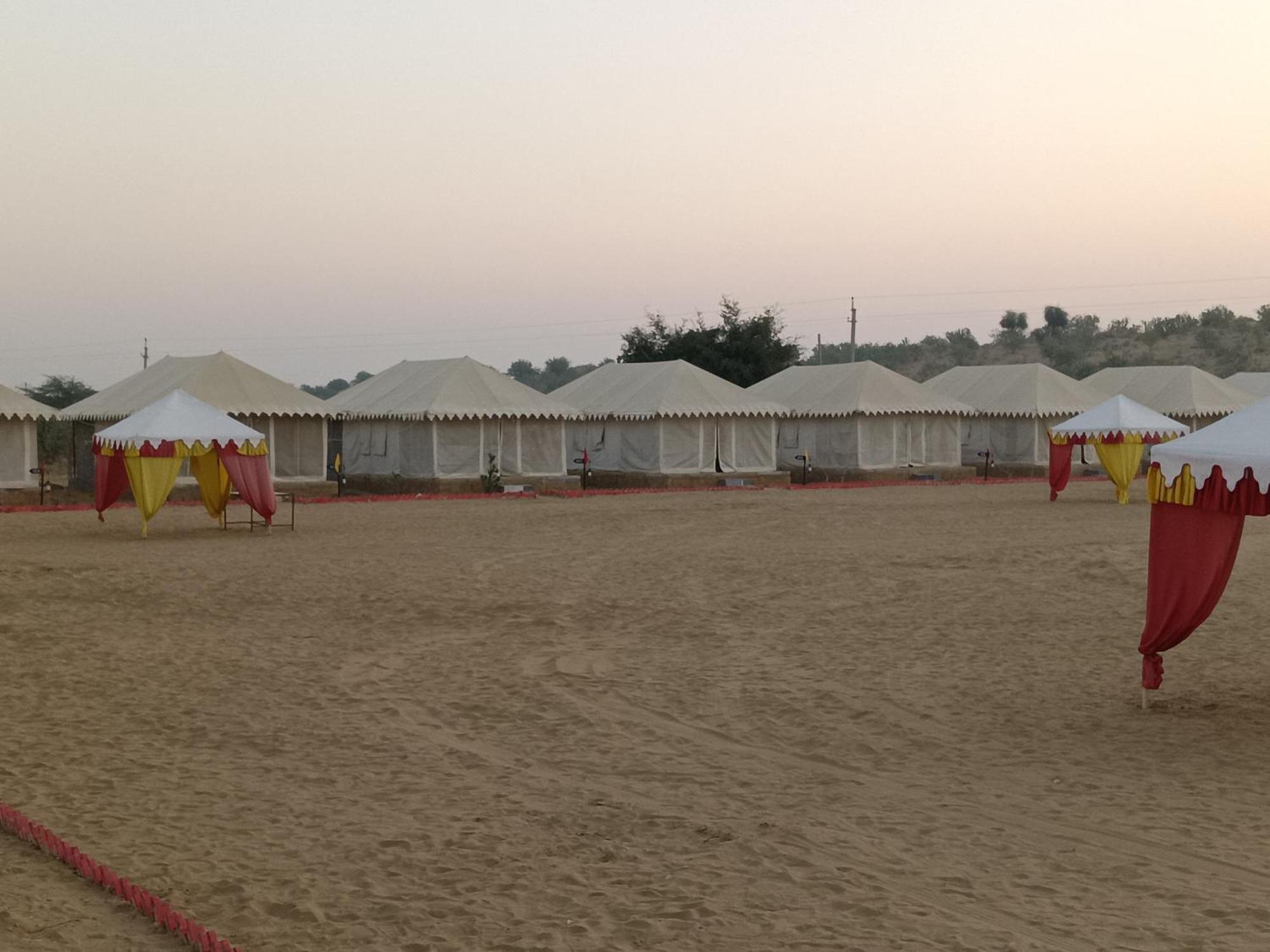 Night Stay Camp Джайсалмер Екстериор снимка